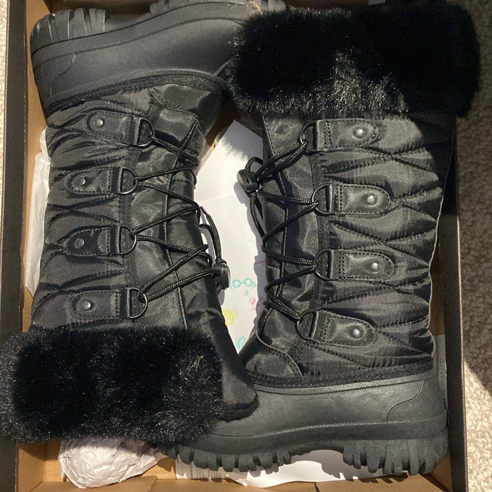 Waterproof winter boots